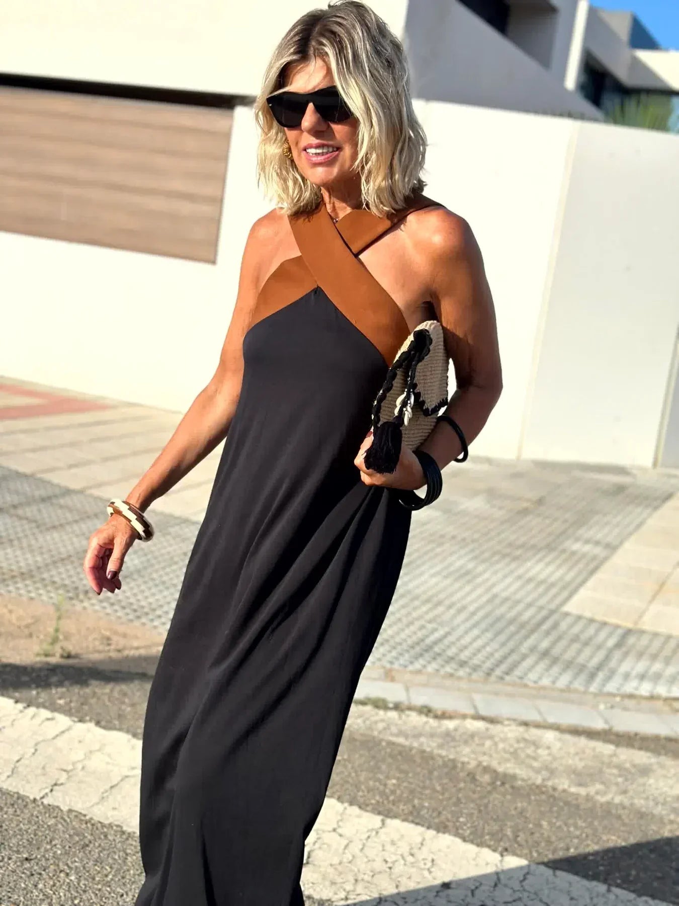 Sierra | Elegant Open-Back Dress with Stylish Crossover Neckline