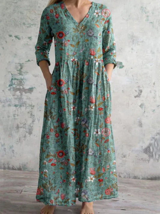 Evangeline | Flowing dress with soft lace details
